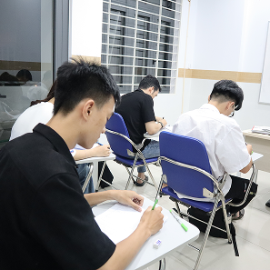 Học viên Naoki 2
